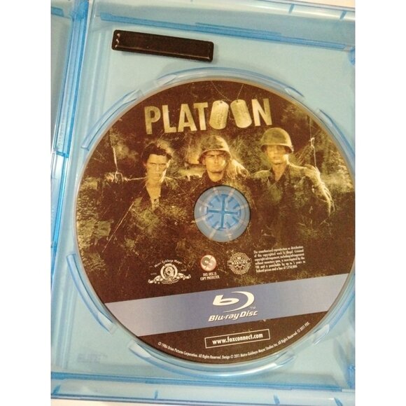 Platoon Blu ray 1986 Defoe Sheen - Picture 4 of 4